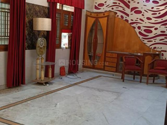 Flat for rent in Preet Vihar, Delhi