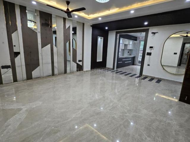 Flat for rent in Punjabi Bagh, Delhi