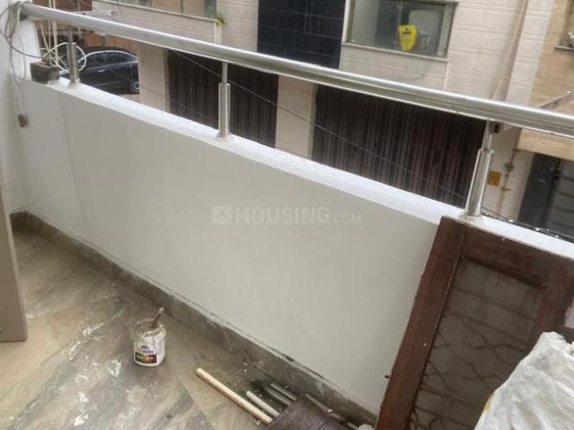 Flat for sale in North West Delhi, Deri