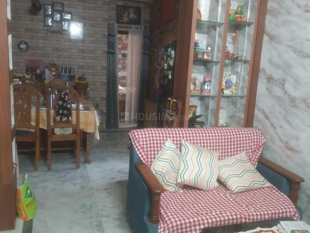 Flat for sale in Moore Avenue, Kolkata