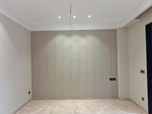 Flat for sale in West Delhi, Deri