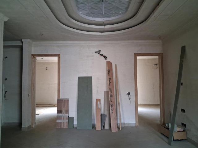 Flat for sale in West Delhi, Deri