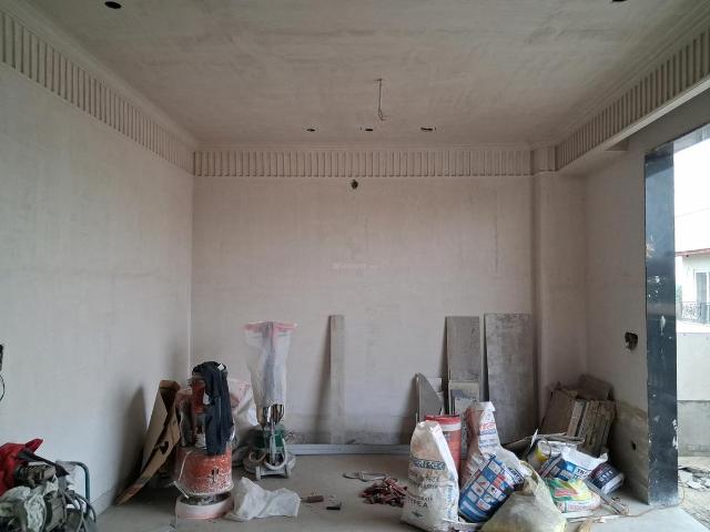 Flat for sale in West Delhi, Deri