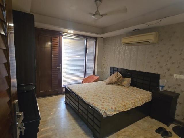 Flat for sale in West Delhi, Deri