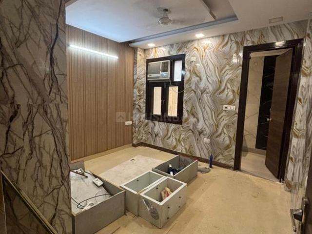 Flat for sale in West Delhi, Deri