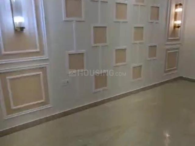 Flat for sale in Rajouri Garden, Delhi