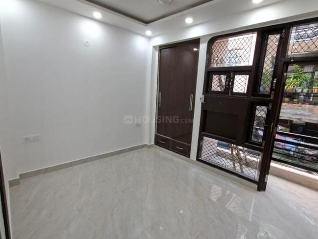 Flat for sale in West Delhi, Deri