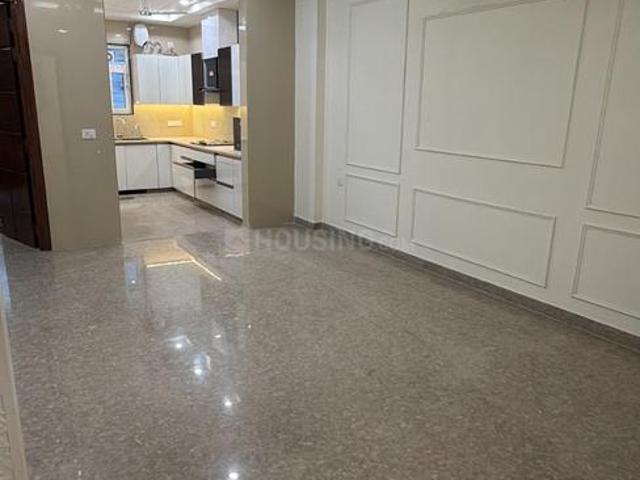 Flat for sale in Rajouri Garden, Delhi