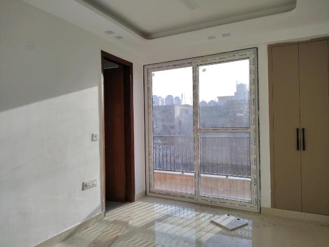 Flat for rent in South Delhi, Deri