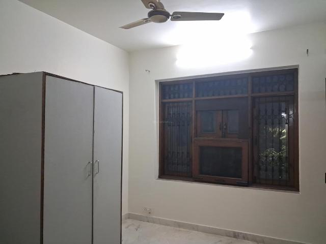 Flat for rent in West Delhi, Deri