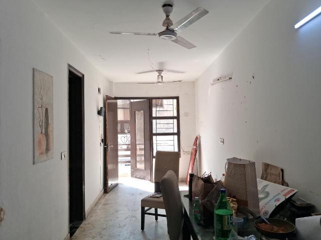 Flat for rent in Ramesh Nagar, Delhi