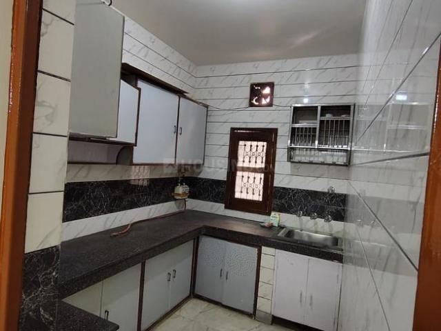 Flat for rent in West Delhi, Deri
