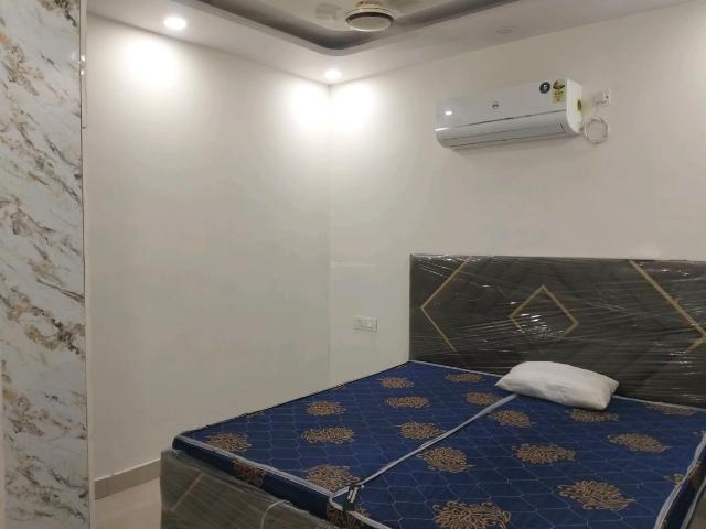 Flat for rent in West Delhi, Deri