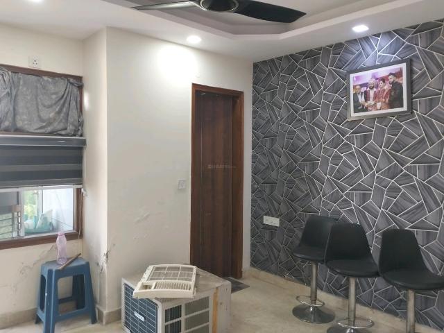 Flat for sale in West Delhi, Deri