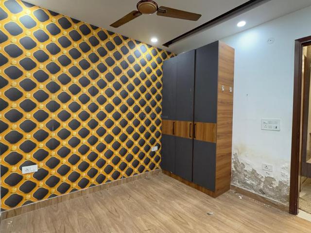 Flat for rent in Mohan Garden, Delhi