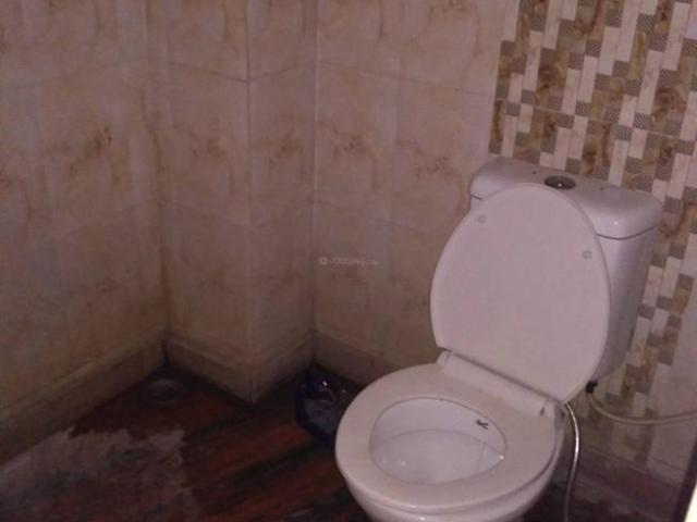 Flat for rent in West Delhi, Deri
