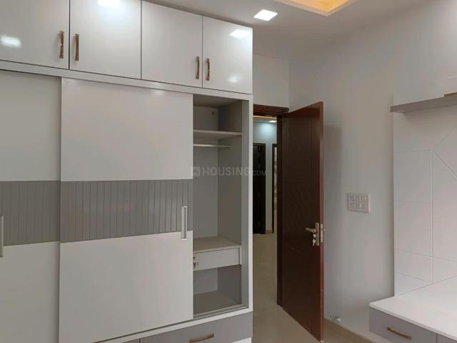 Flat for sale in Rohini, Delhi
