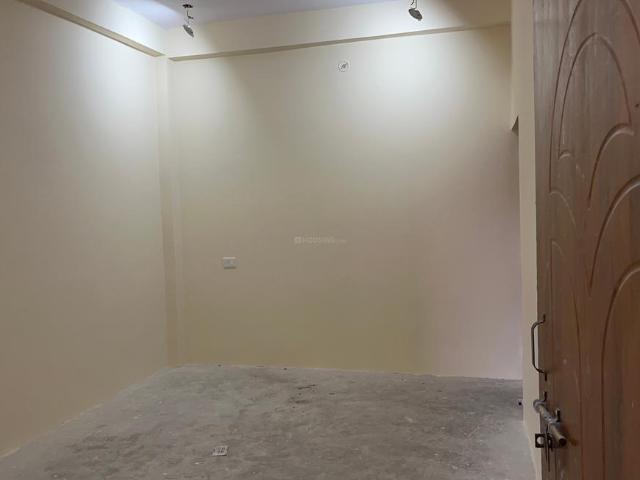 Flat for rent in Sadat Ganj, Lucknow