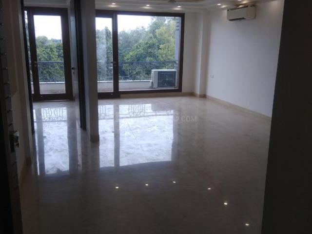 Flat for rent in Deri