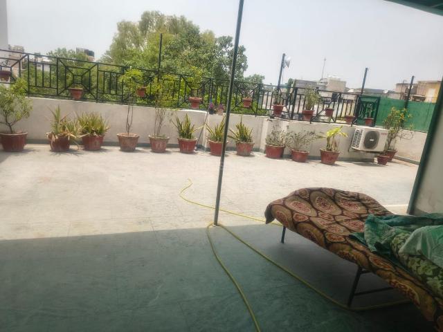 Flat for rent in Deri