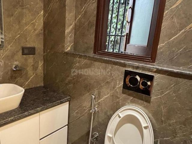 Flat for rent in Deri