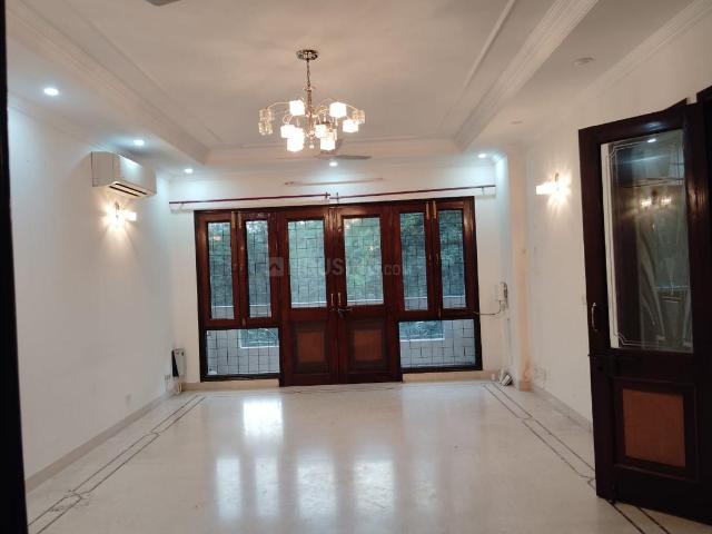 Flat for rent in Deri