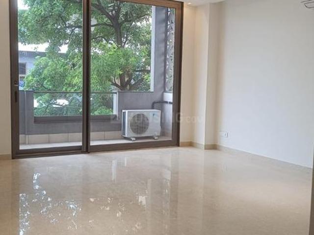 Flat for rent in Deri