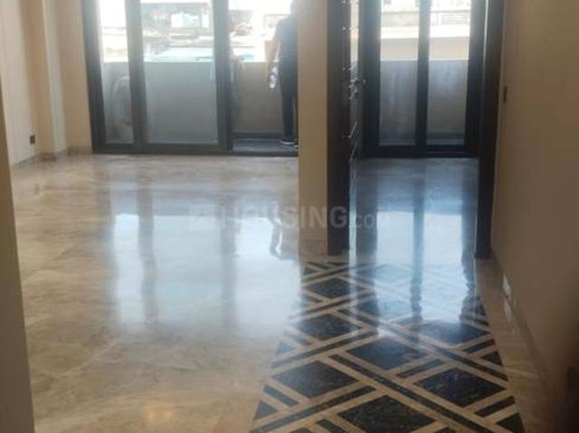 Flat for rent in Deri