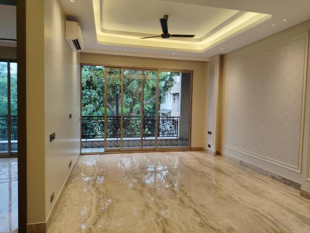 Flat for sale in Deri