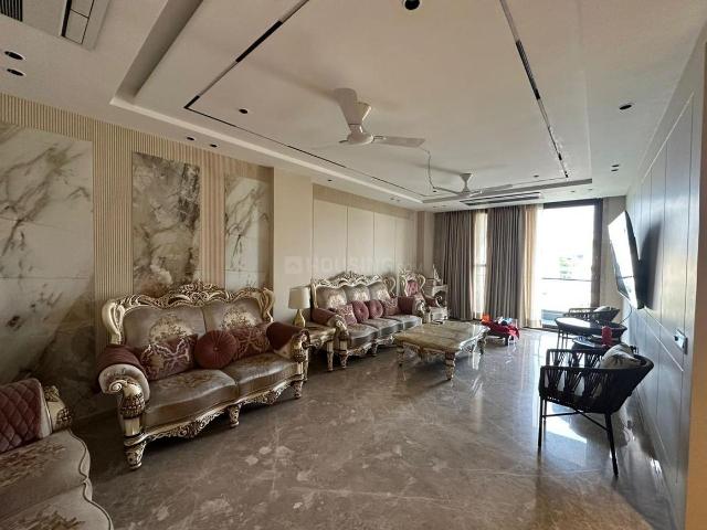 Flat for sale in Safdarjung Enclave, Delhi