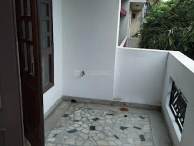 Flat for rent in South Delhi, Deri