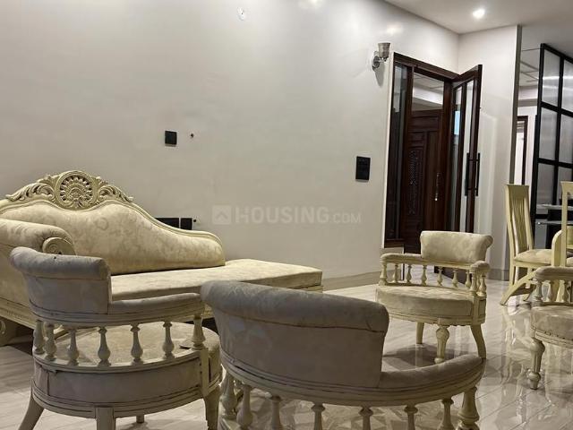 Flat for rent in South Delhi, Deri