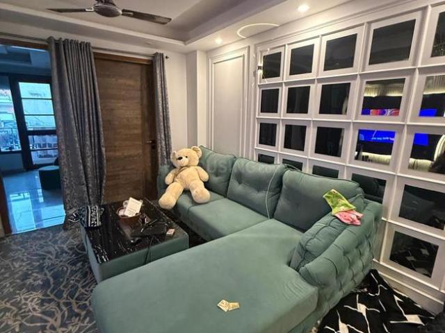 Flat for rent in South Delhi, Deri