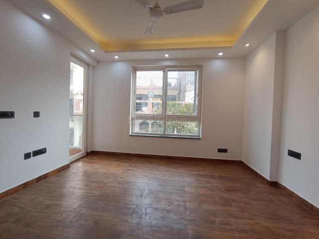 Flat for rent in South Delhi, Deri
