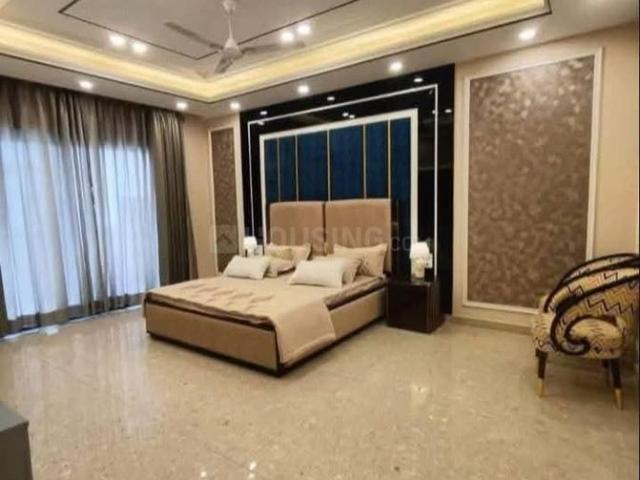 Flat for rent in South Delhi, Deri