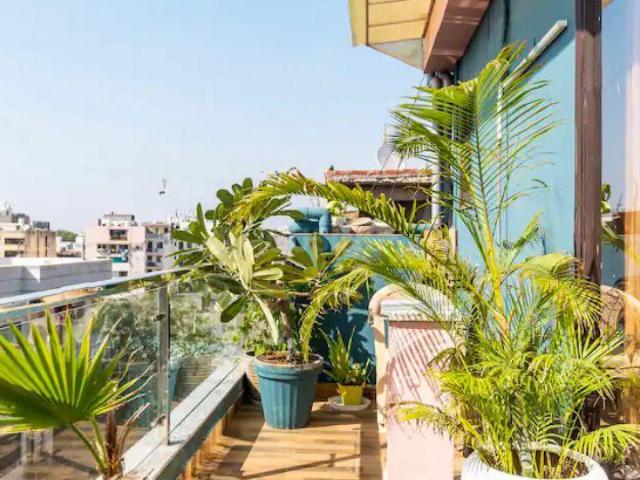 Flat for sale in South Delhi, Deri