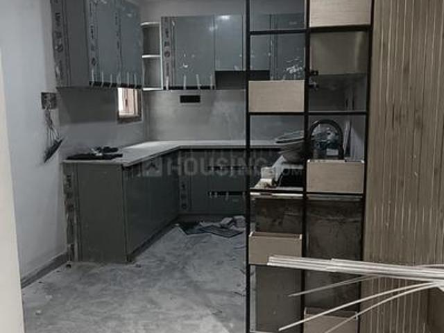 Flat for rent in Deri