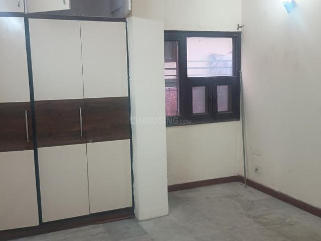 Flat for rent in Deri