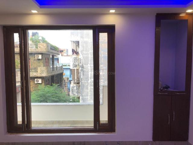 Flat for rent in Deri