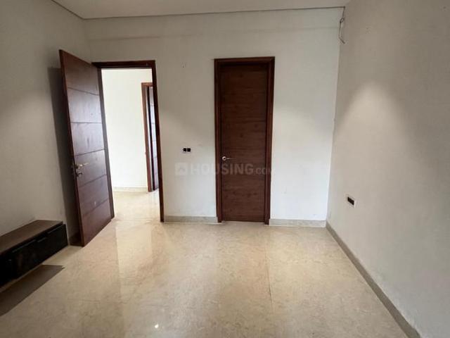 Flat for sale in Sector 104, Sukhgarh