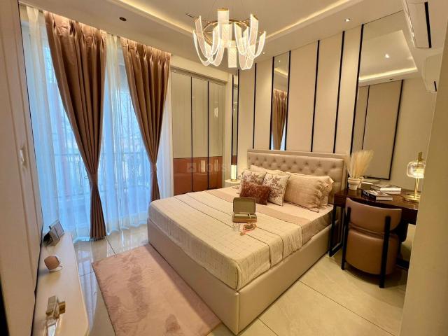 Flat for sale in Sector 127, Khuni Mazra