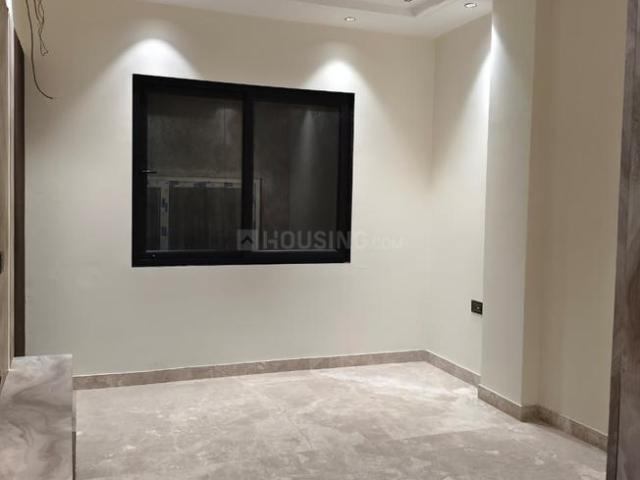 Flat for sale in North West Delhi, Deri