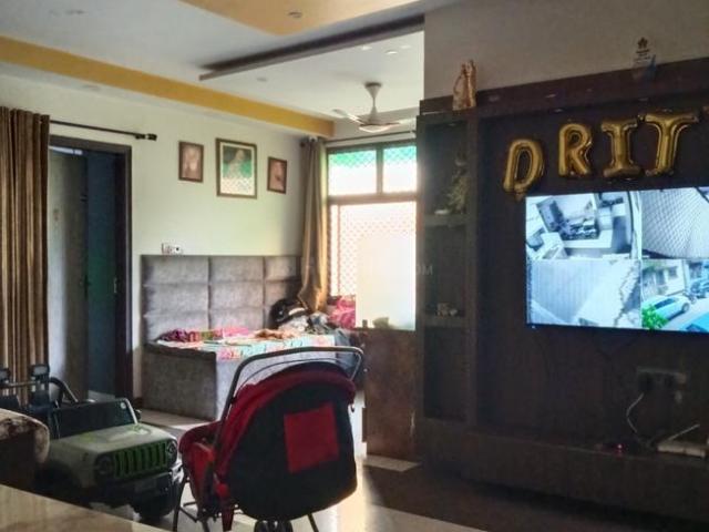 Flat for sale in North West Delhi, Deri