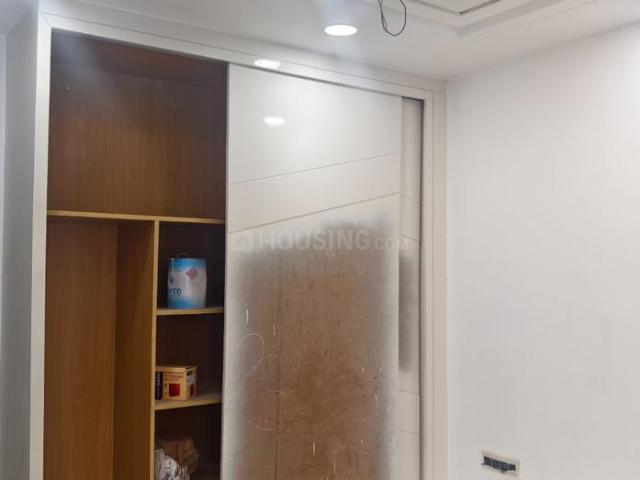 Flat for sale in Abdullahpur