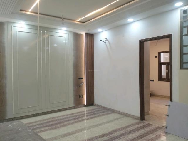 Flat for sale in North West Delhi, Deri