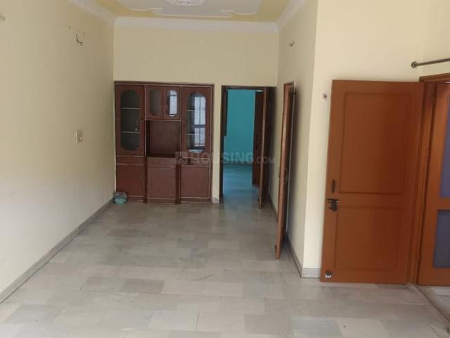 Flat for rent in Hariana