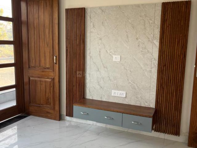 Flat for sale in Hariana