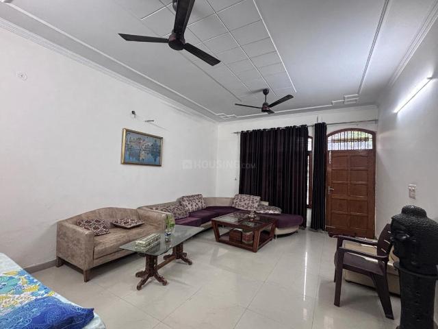 Flat for rent in Hariana