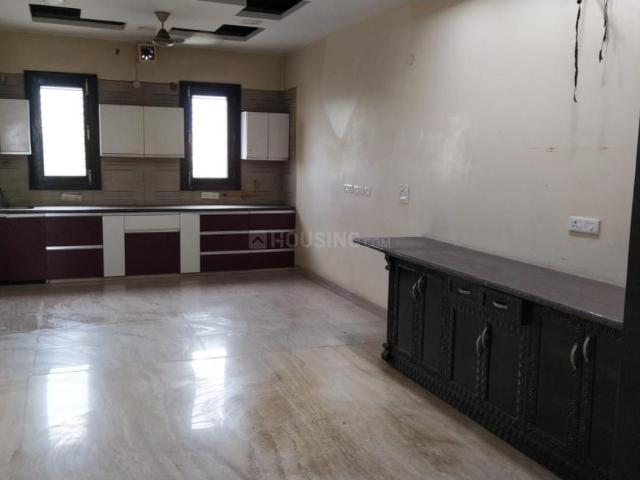 Flat for rent in Hariana