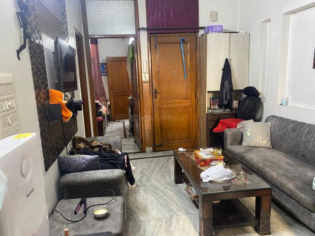 Flat for sale in North Delhi, Deri